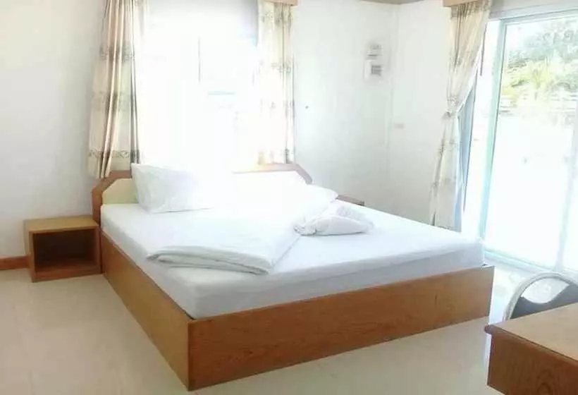 ホテル Supree By Mumsabai