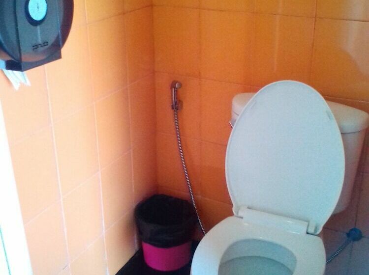 Numberthree Hostel Adults Only