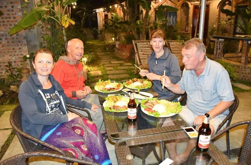 پانسیون Tam Coc Lakeside Homestay