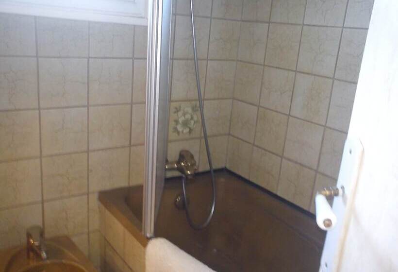 膳宿费 La Carioca