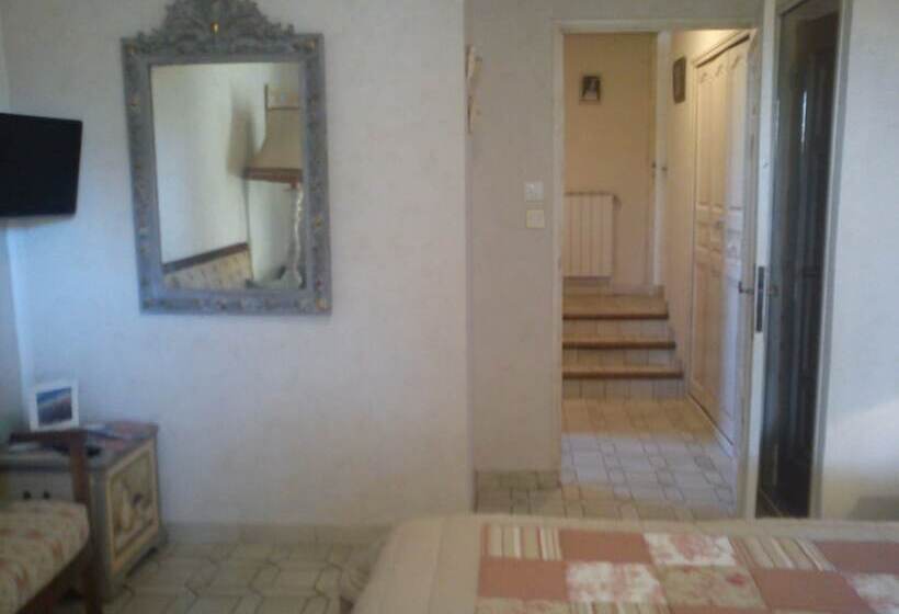 膳宿费 La Carioca