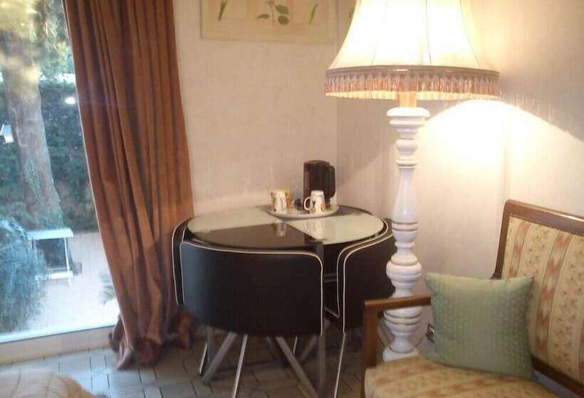 膳宿费 La Carioca