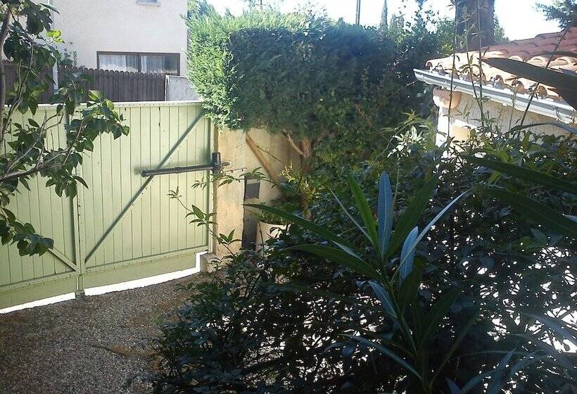 膳宿费 La Carioca