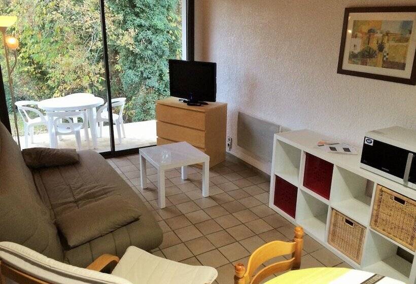 レジデンス Auberge Des Trois Pins