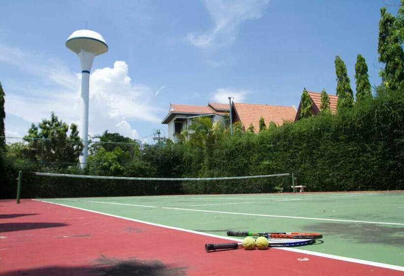 The Orchid Beach Resort At Vip Resort