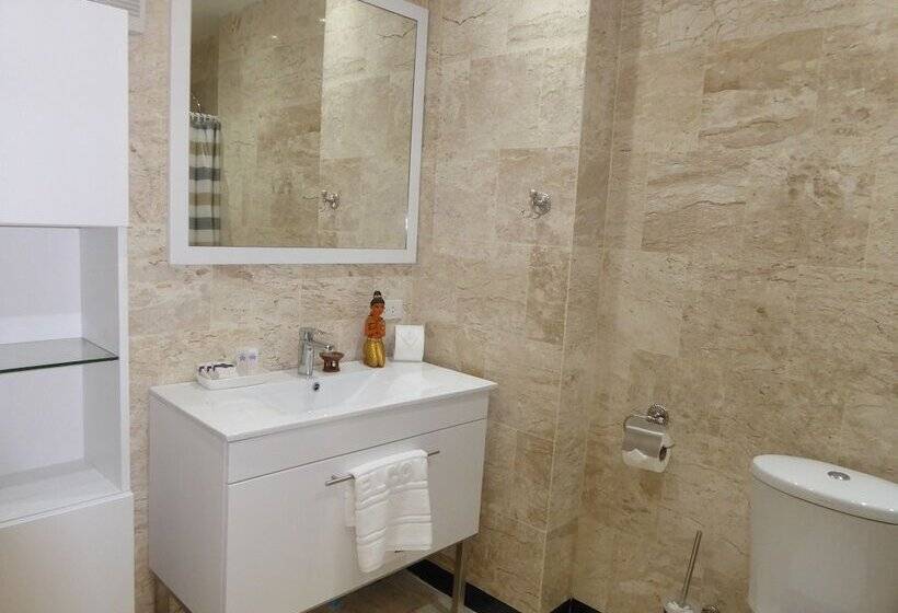 The Orchid Beach Resort At Vip Resort