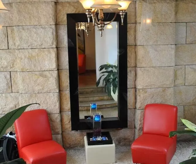 هتل Acacia Boutique