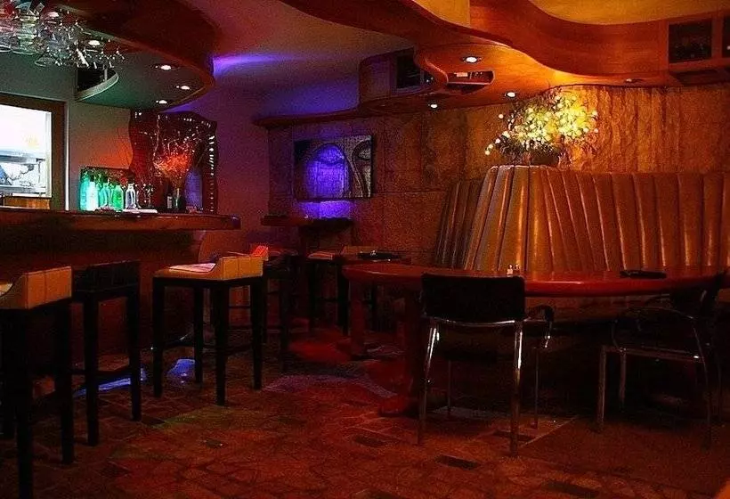 هتل Acacia Boutique