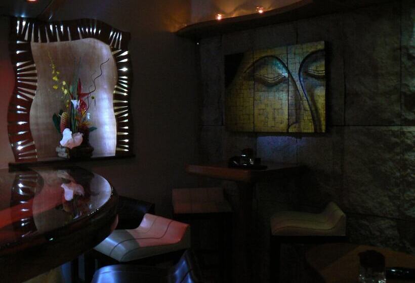 هتل Acacia Boutique