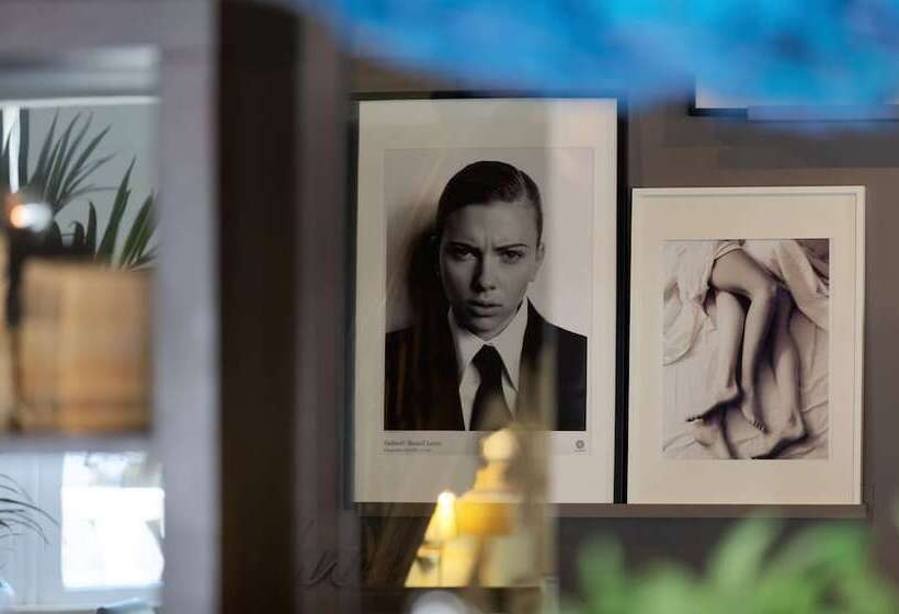 Отель Inglaterra  Charme & Boutique