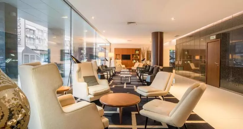 호텔 NH Coimbra Dona Inês