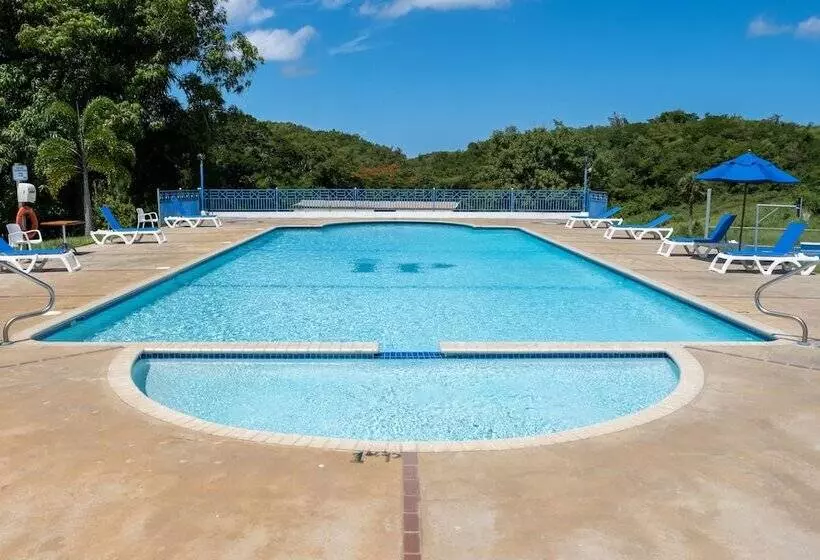 هتل Parador El Faro