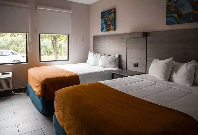 هتل Parador El Faro