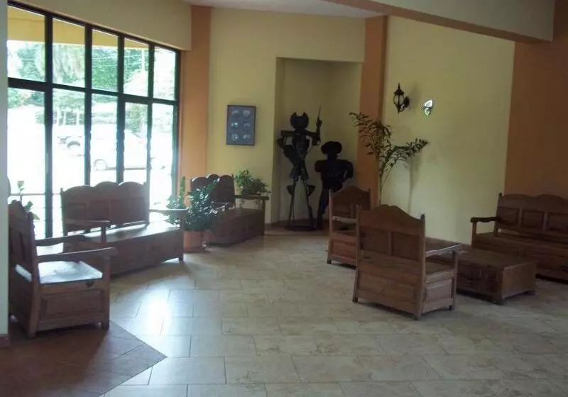 هتل Parador El Faro