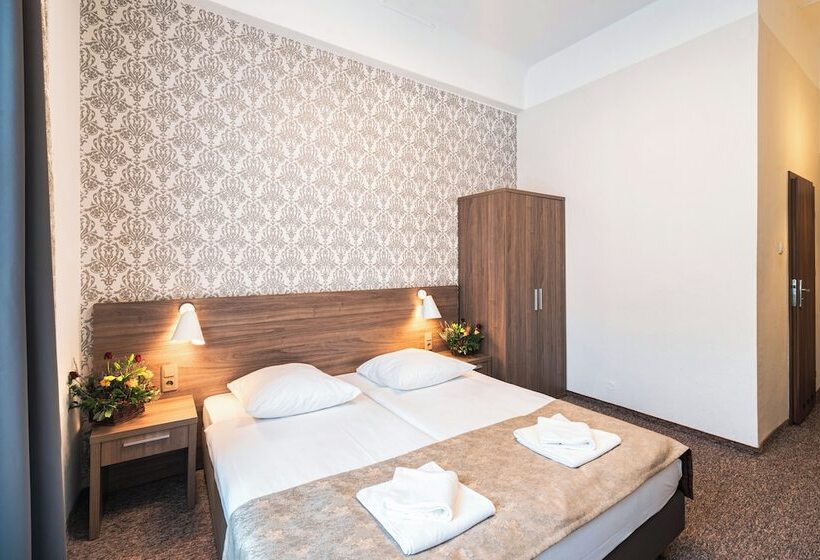 בית מלון כפרי Polonia Centrum