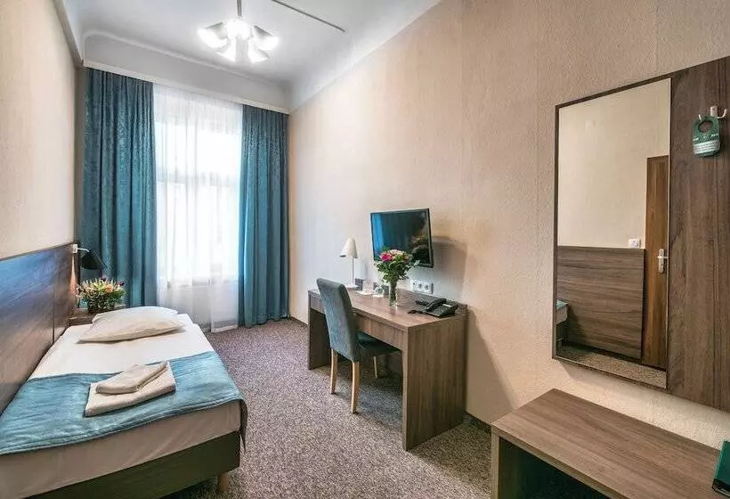 호텔 Polonia Centrum