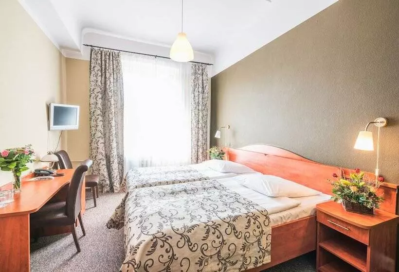 호텔 Polonia Centrum