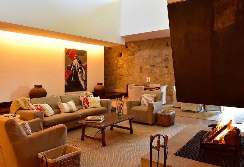 هتل Pousada Mosteiro Do Crato