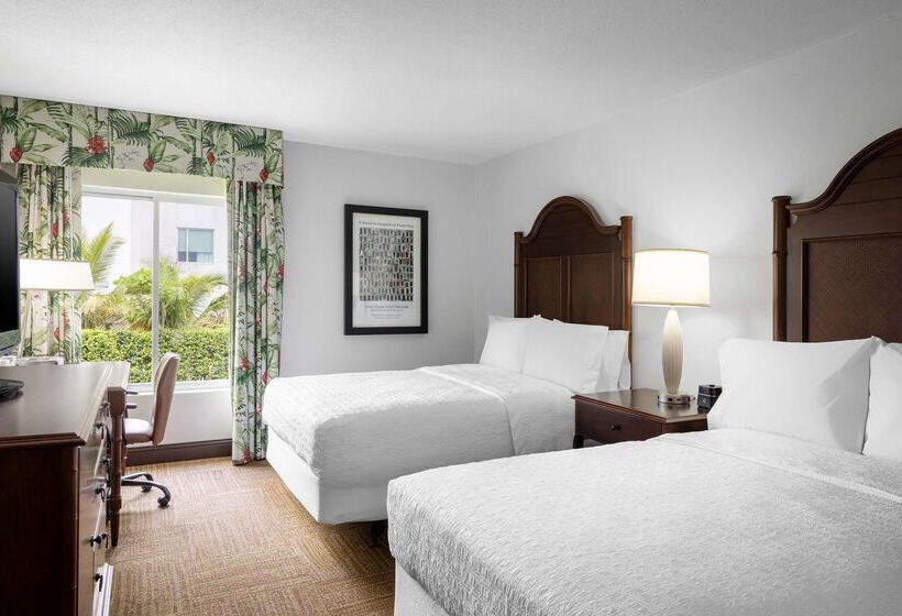 استراحتگاه Hampton Inn & Suites San Juan