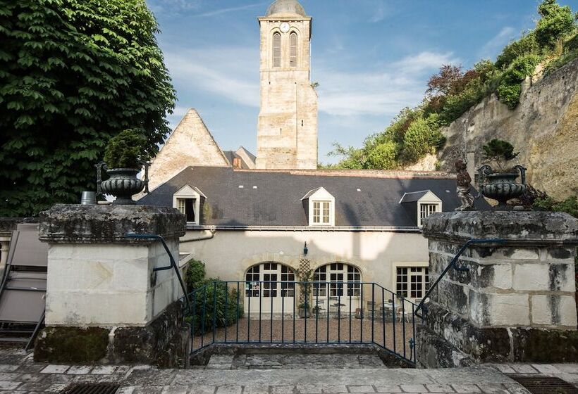 مبيت وإفطار La Rocheliere