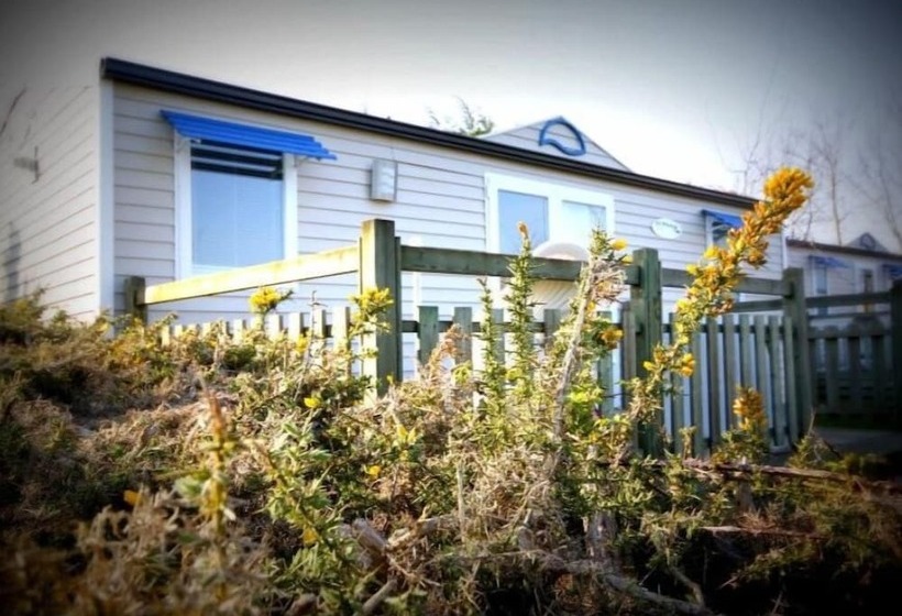 هتل Camping La Ferme De Lann Hoedic