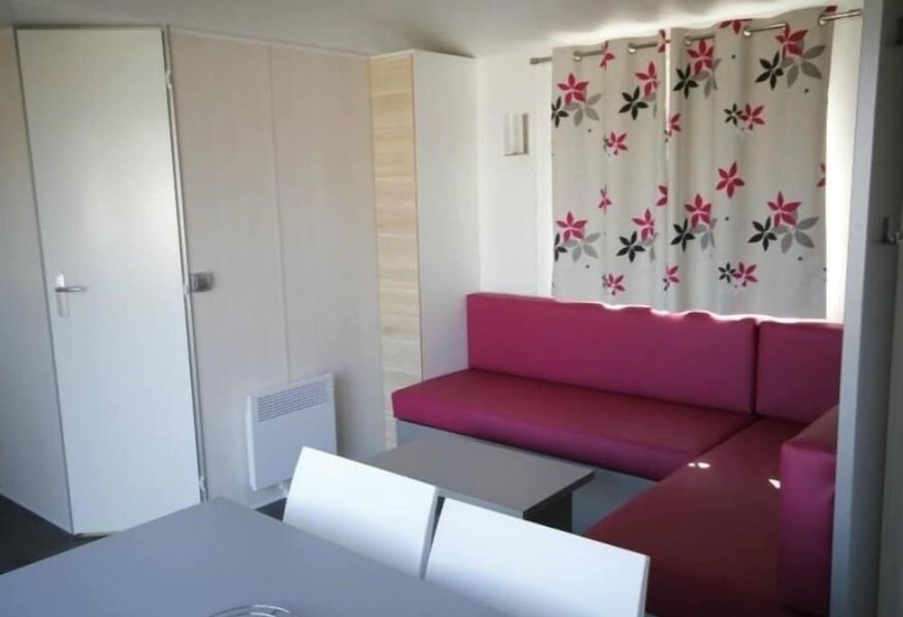 هتل Camping La Ferme De Lann Hoedic