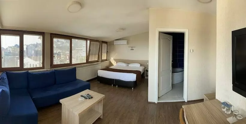 Hotel Cenedag