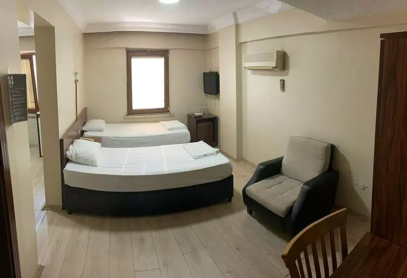 Hotel Cenedag