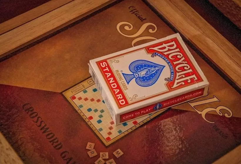 Hotelli Holiday Lodge On Canyon Lake