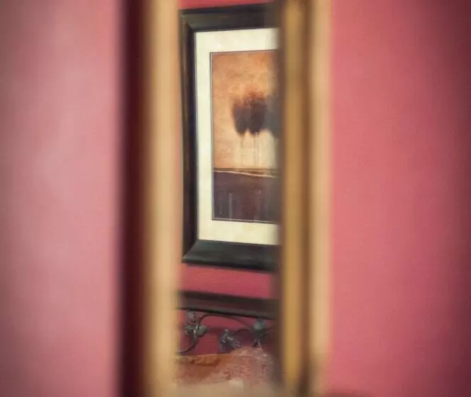 Hotelli Holiday Lodge On Canyon Lake