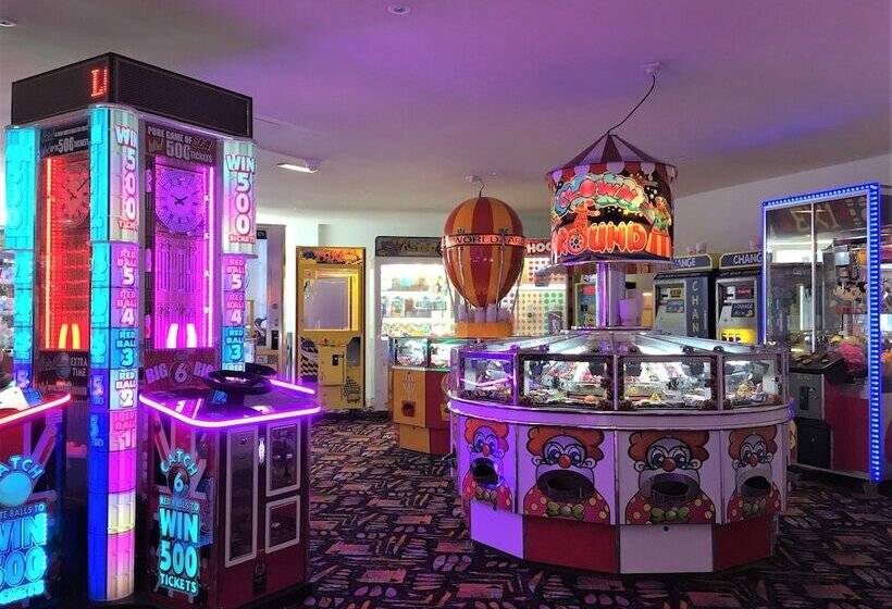 בית מלון כפרי Waterside Holiday Park & Spa