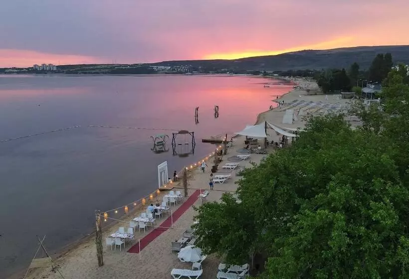 Kiraz Beach Otel