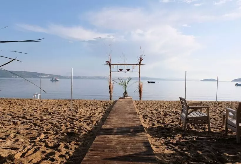 Kiraz Beach Otel