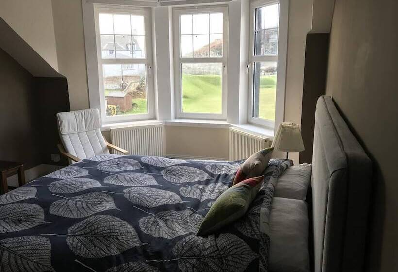 No 4 Portpatrick B&b