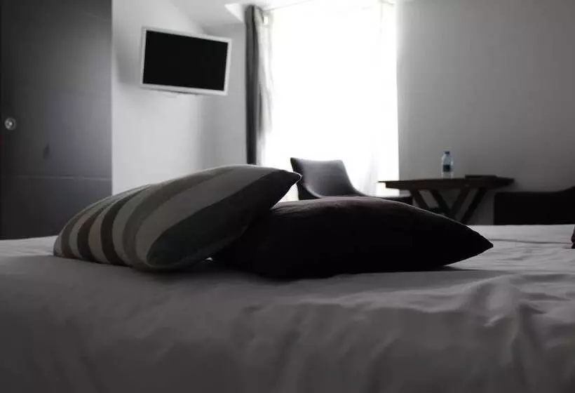Majatalo Chambre D Hôtes Une Maison En Ville