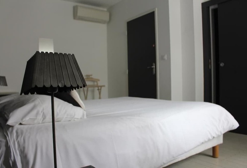 پانسیون Chambre D Hôtes Une Maison En Ville