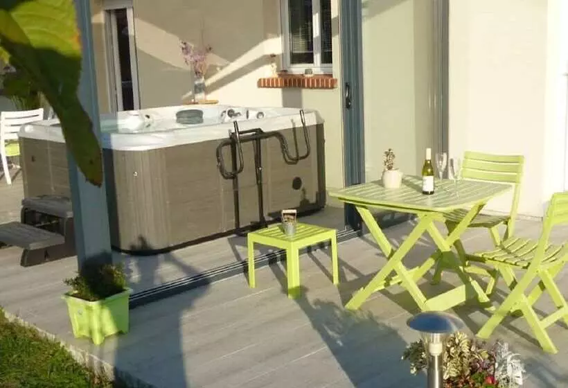 ペンション Chez Sandrine