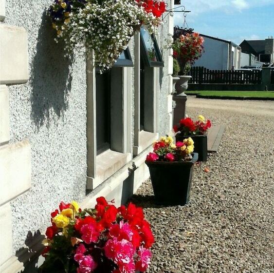 Пансион Kesh Country Manor