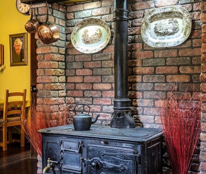 Пансион Kesh Country Manor