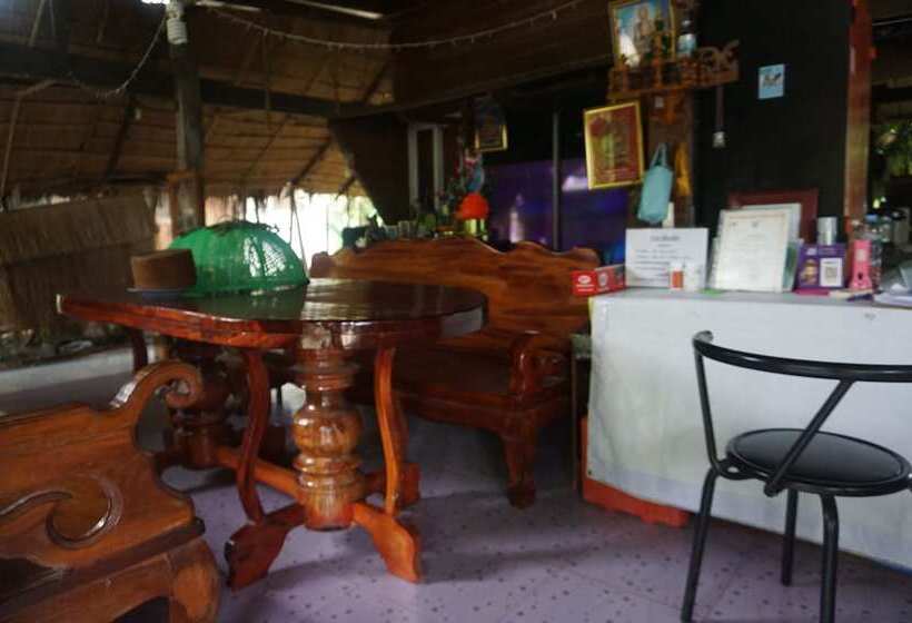 پانسیون Liew Sai Resort