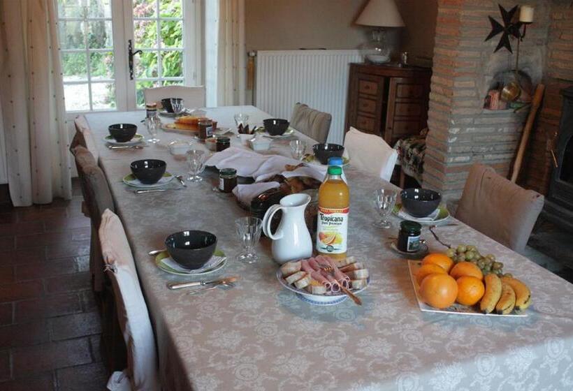 بنسيون Presbytere De Jonquiere