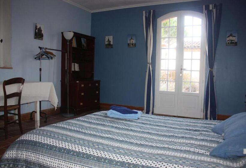 بنسيون Presbytere De Jonquiere