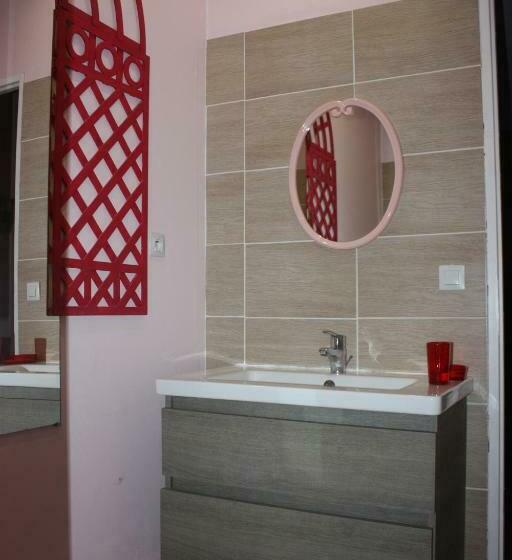 بنسيون Presbytere De Jonquiere