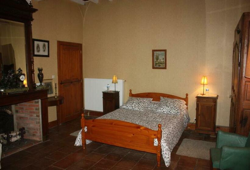 بنسيون Presbytere De Jonquiere