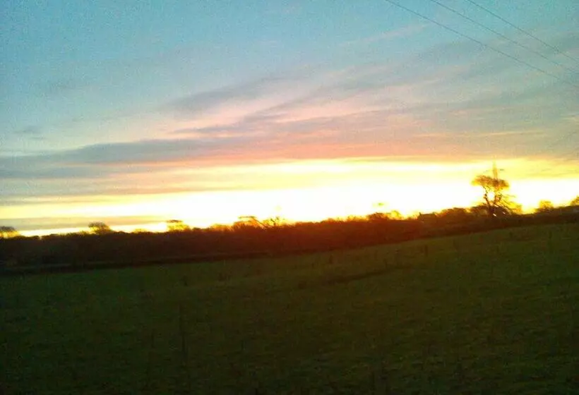 Majatalo The Old Post Office B&b