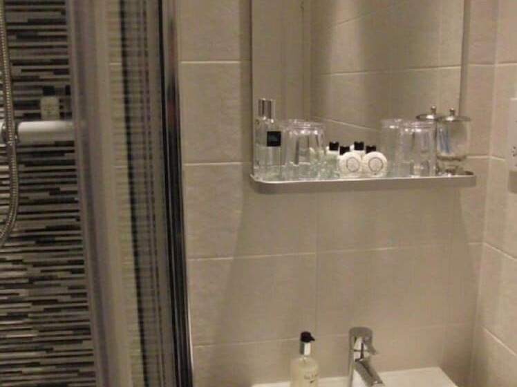 Bed and Breakfast 5pilmourplace