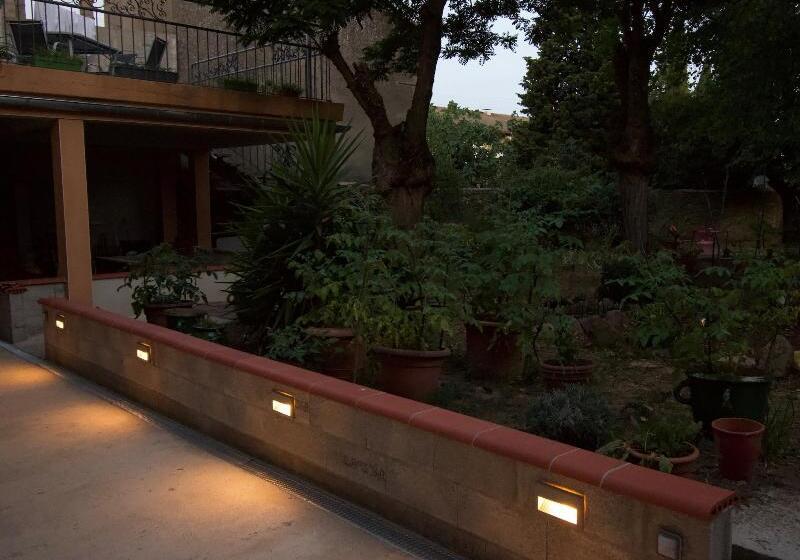 Bed and Breakfast Art Home Bnb