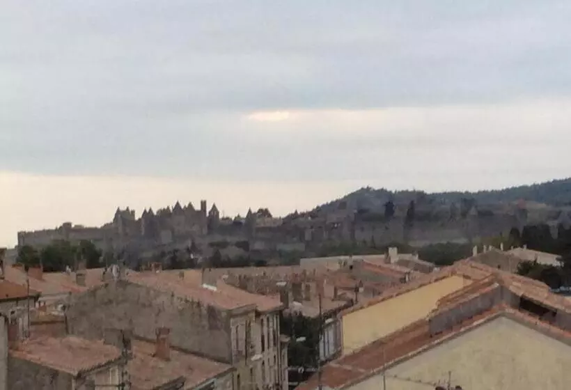 ベッドアンドブレックファースト Art Home Bnb