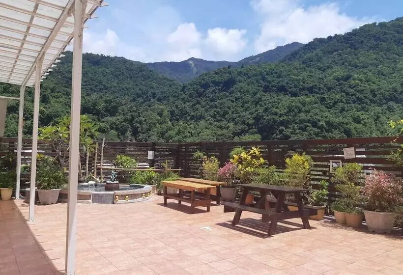 تختخواب و صبحانه Cheng Ping Hot Spring Inn