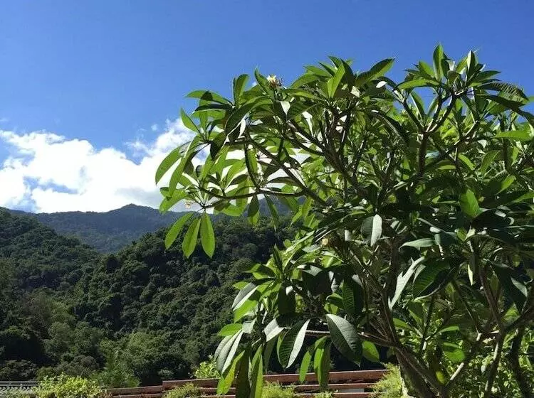 تختخواب و صبحانه Cheng Ping Hot Spring Inn